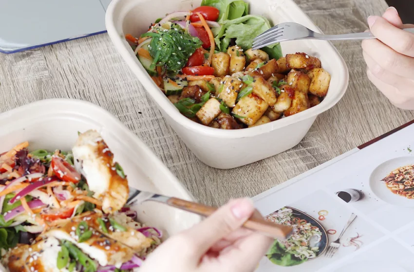 A Nutritionist’s Recommendations For 7 Healthy Lunch Ideas For The Workday