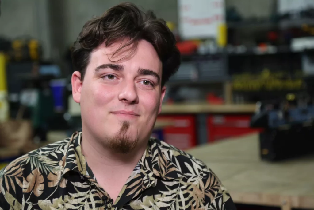 War Made This 29-Year-Old a Billionaire, Facebook Made Him Rich. 11 Facebook Made Him Rich ; Palmer Luckey