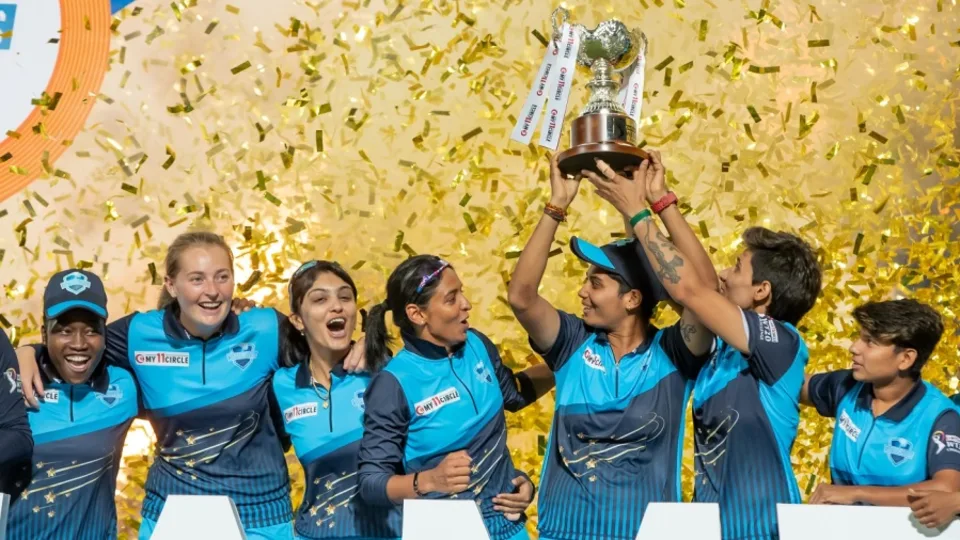 BCCI plans to start the women's IPL with five teams in March 2023. 12 340120.4
