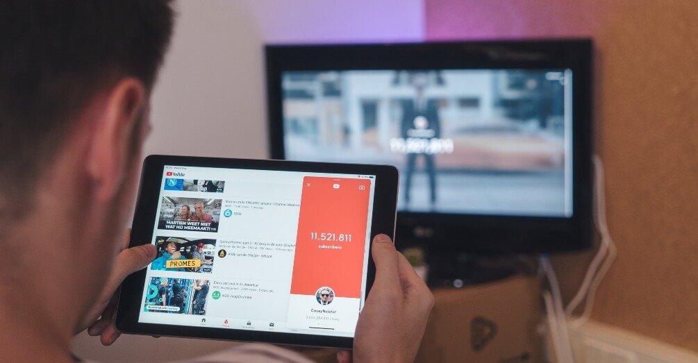 Video and Media Trends Advertisers Should Follow in 2022 and Beyond 15 perils advertising luxury brands mobile ott platform news