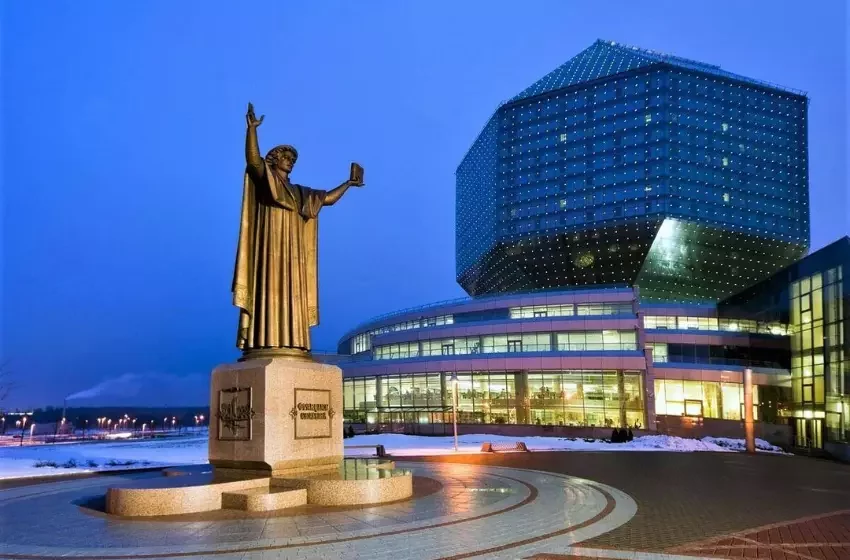 Putin journeys to Belarus
