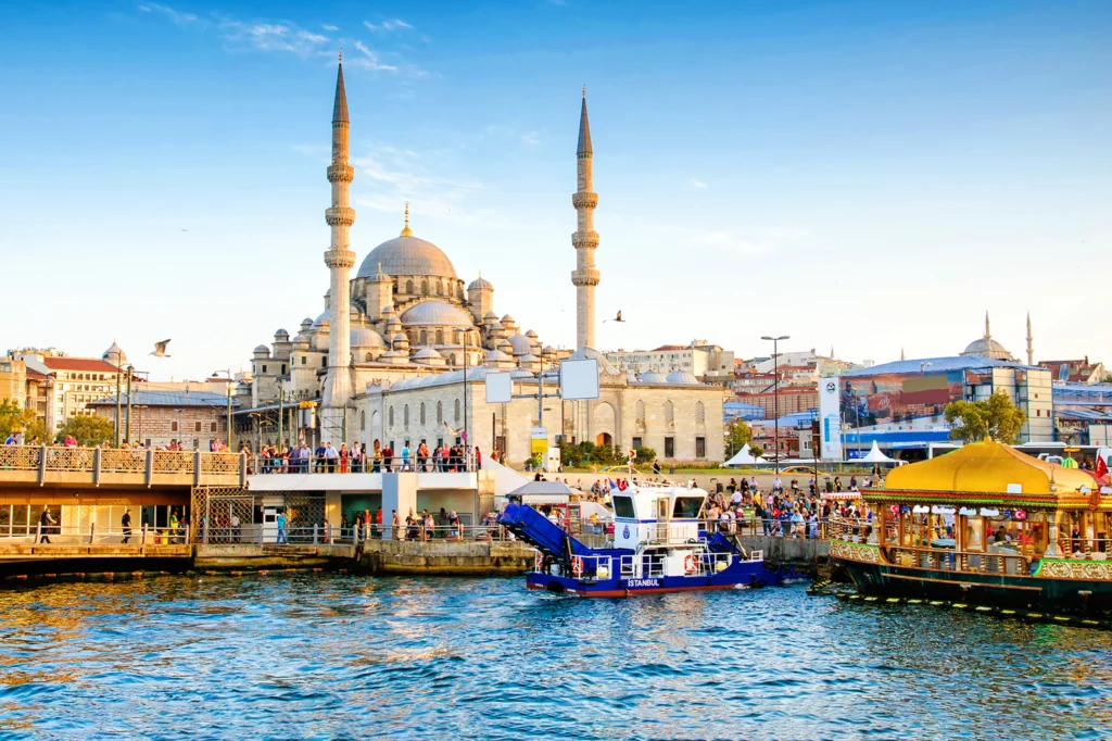 Best Destinations to Visit in the World in 2023 12 Historical Landmarks, Istanbul